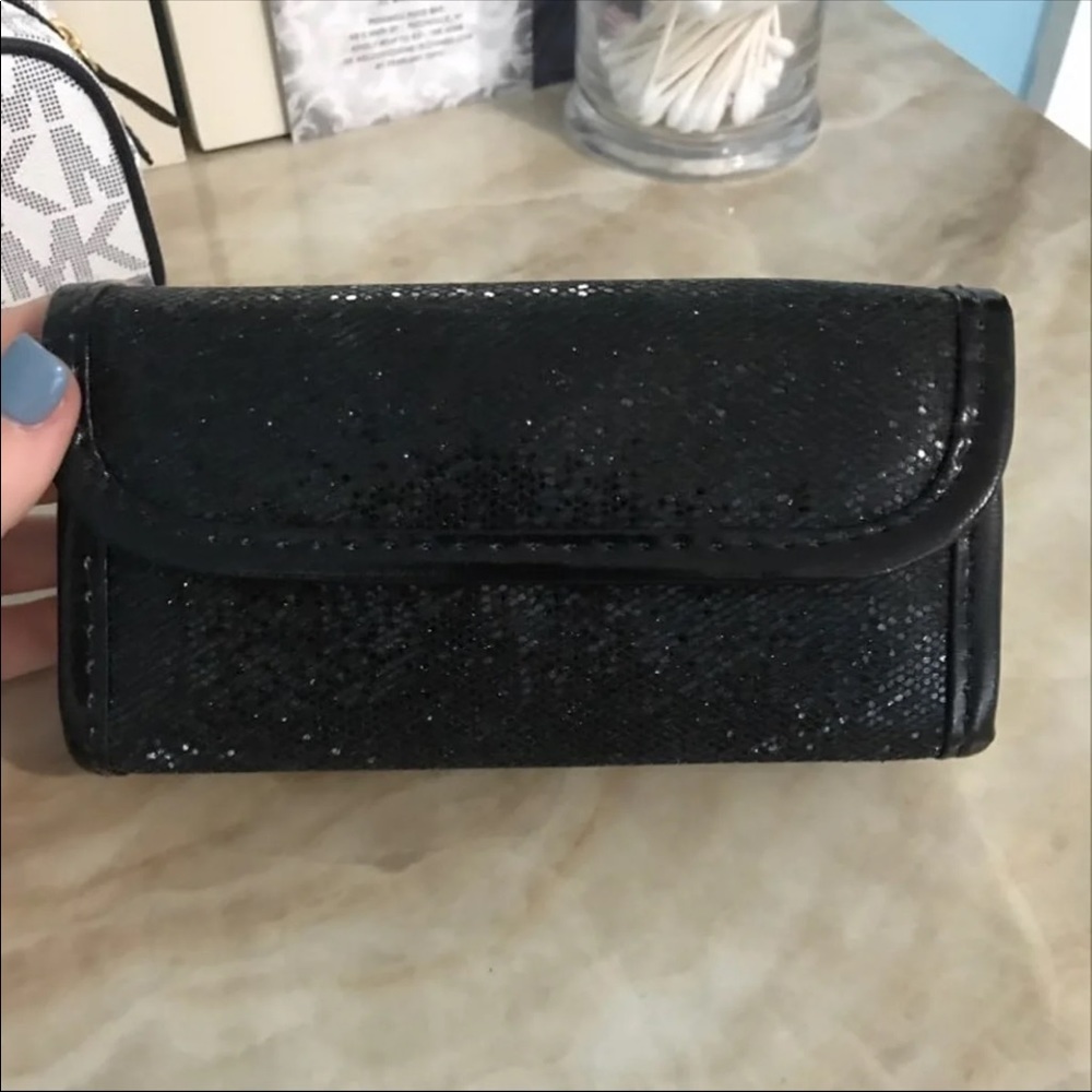 Nail supply kit